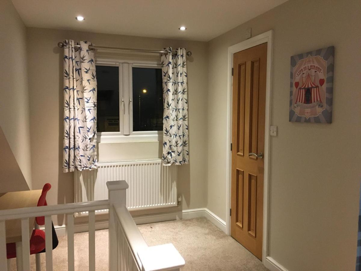 New Pride Park Arena Moorways 4 Bedrooms 7 Beds -spacious Contractors Or Group -free Parking